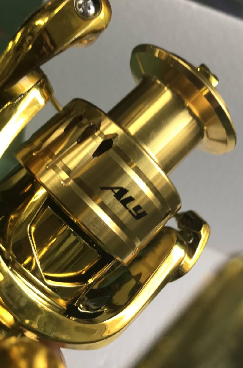 Amazon | ALYスピニングリール5000SPクロームゴールド左右ハンドル変更