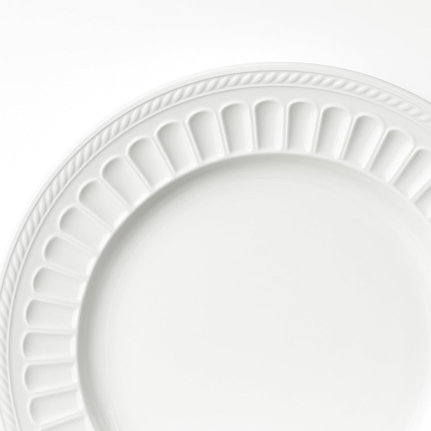 kanthea Bone China Dinner Plates, 10.5'' Ceramic Plates for Pasta, Salad, Dessert, Appetizer, Serving Dishes for Kitchen, Family Plates Set of 4, Microwave, Oven Dishwasher Safe, Embossed Patterns