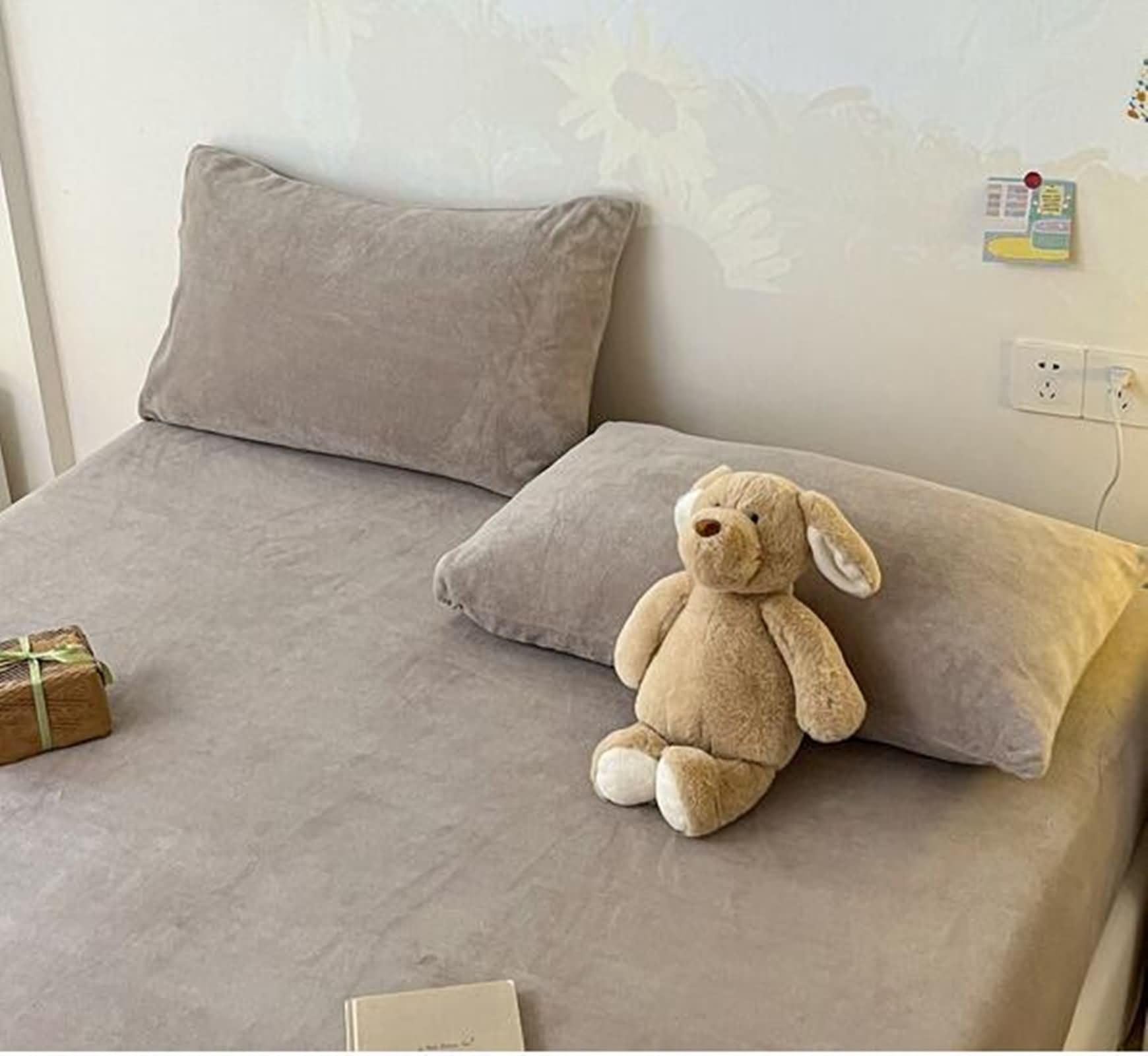 3-częściowy zestaw aksamitnych prześcieradeł z gumką, jednolity kolor, 180 x 200 cm + 2 poszewki na poduszki, prześcieradło z gumką khaki srebrny
