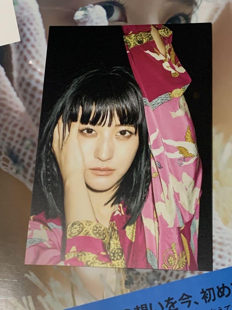 Amazon.co.jp: 櫻坂46 土生瑞穂 フォトブック Destination 写真