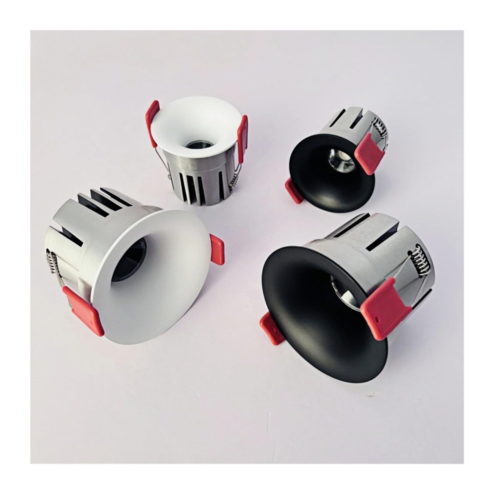 Lampa sufitowa LED w kształcie łuku, bez krawędzi