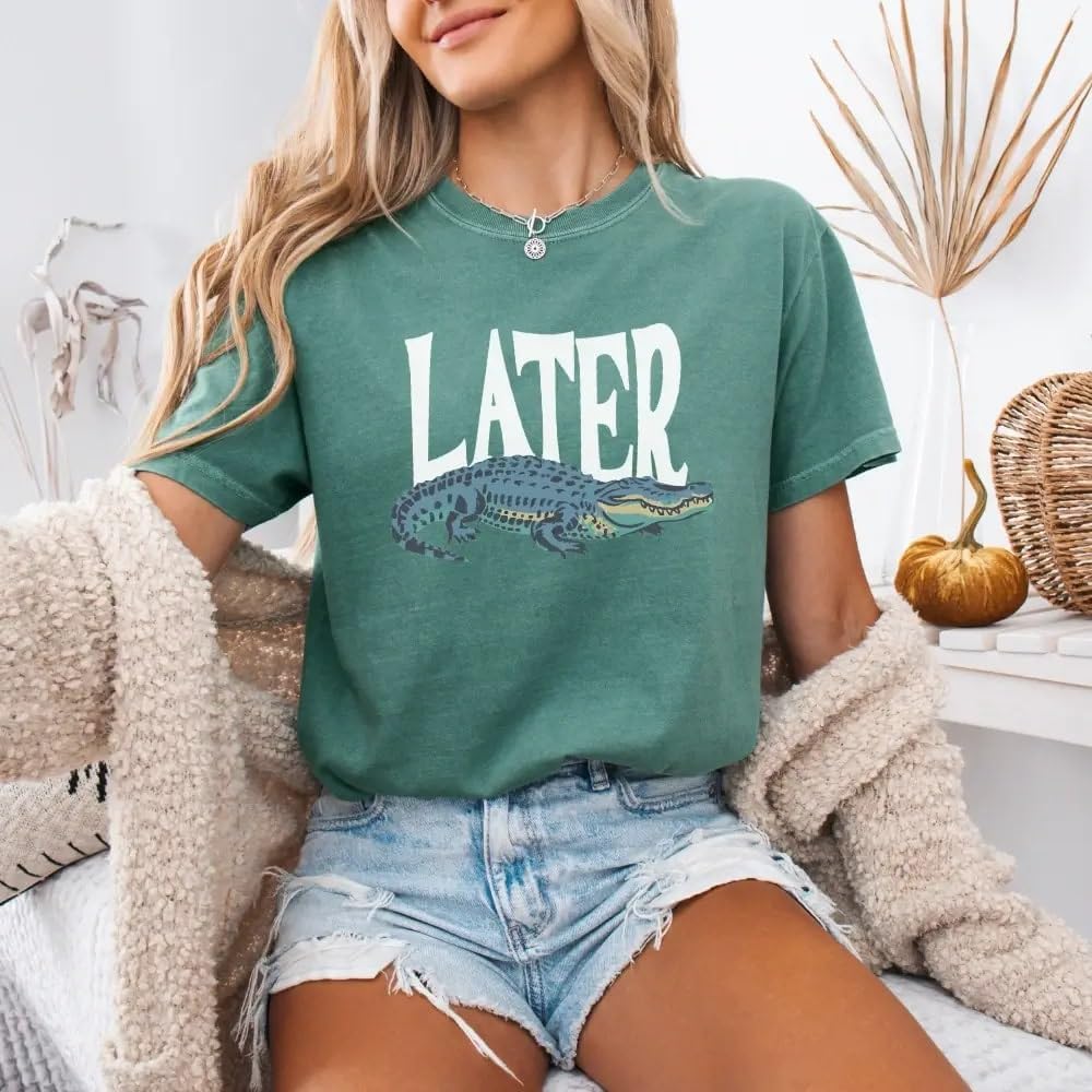 Later Gator Vintage 90s T-Shirt- Soft Comfort Colors Shirt with Playful Retro Alligator Graphic-T Shirt Ideal for Men & Women