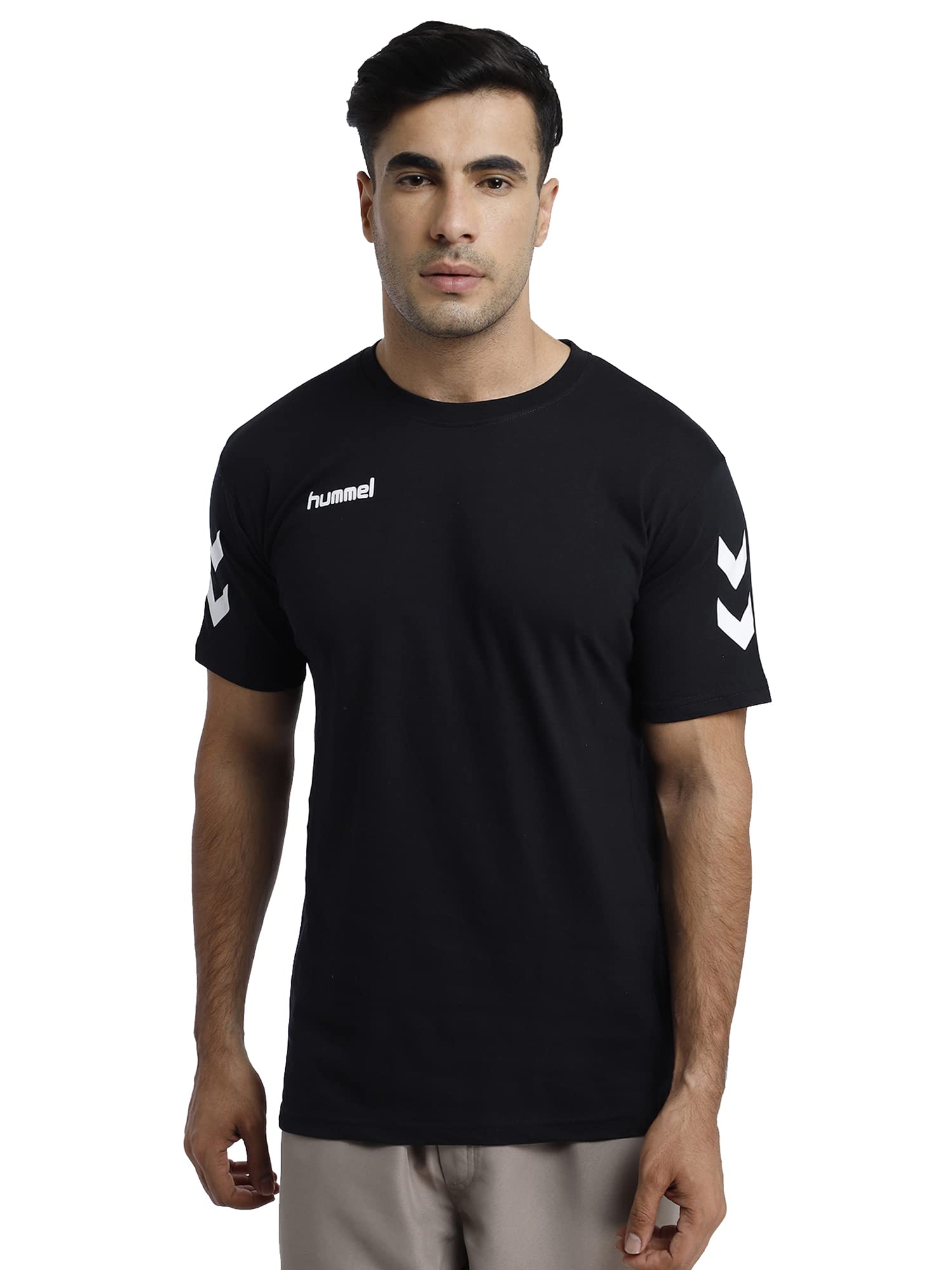 hummelMen's Solid Regular Fit T-Shirt