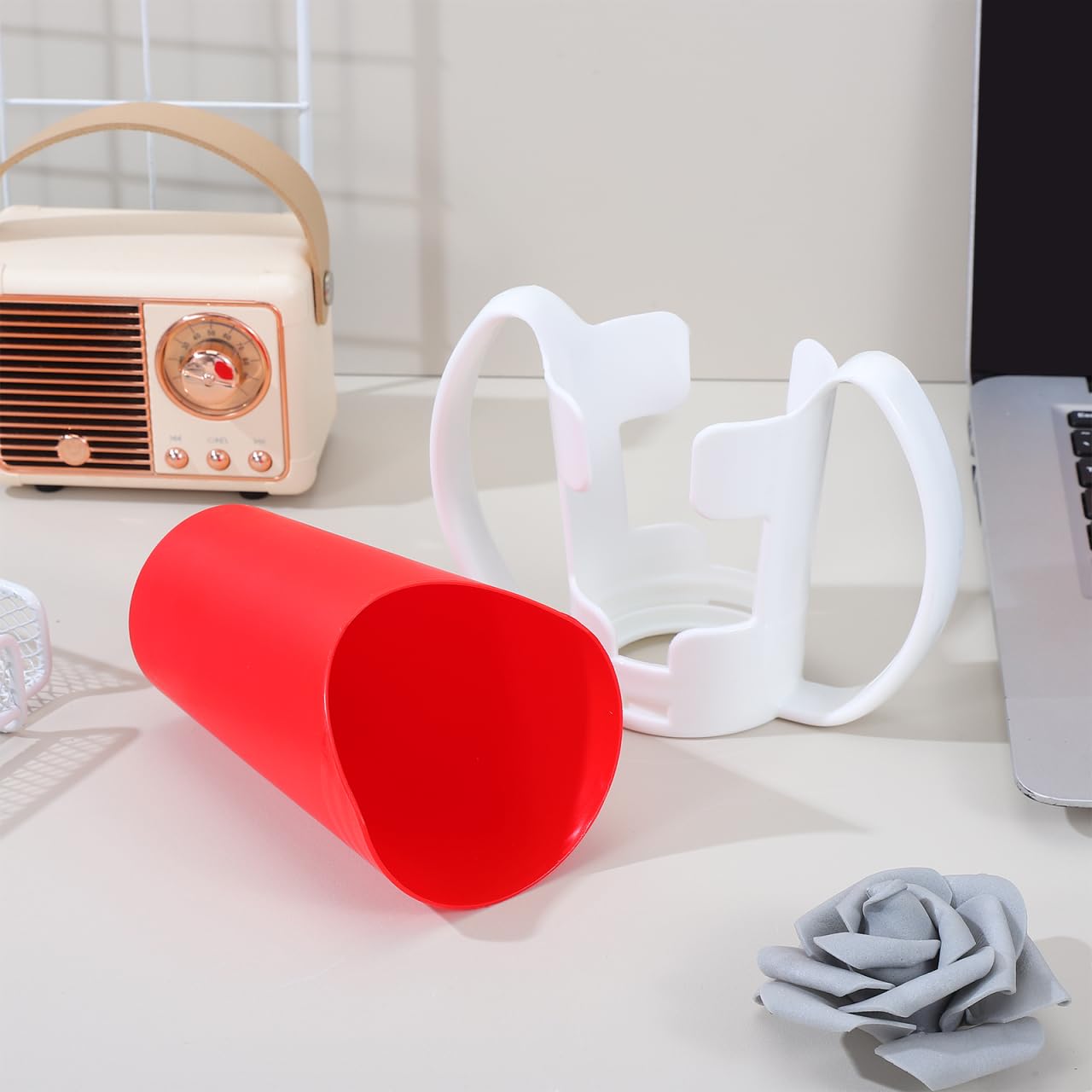 HEMOTON Tasse à Découpe Nasale, Rouge avec Support | Permet de boire sans incliner fortement la tête, pour personnes âgées, soins à domicile et mobilité réduite