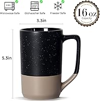 Vista 2 de Taza de café grande de 16 onzas, combinación de dos colores, taza de té grande de cerámica con mango cuadrado con moteado blanco para hombres