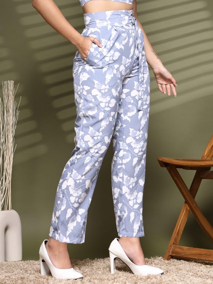 Image of OOMPH! Crepe Cropped Pants for Women