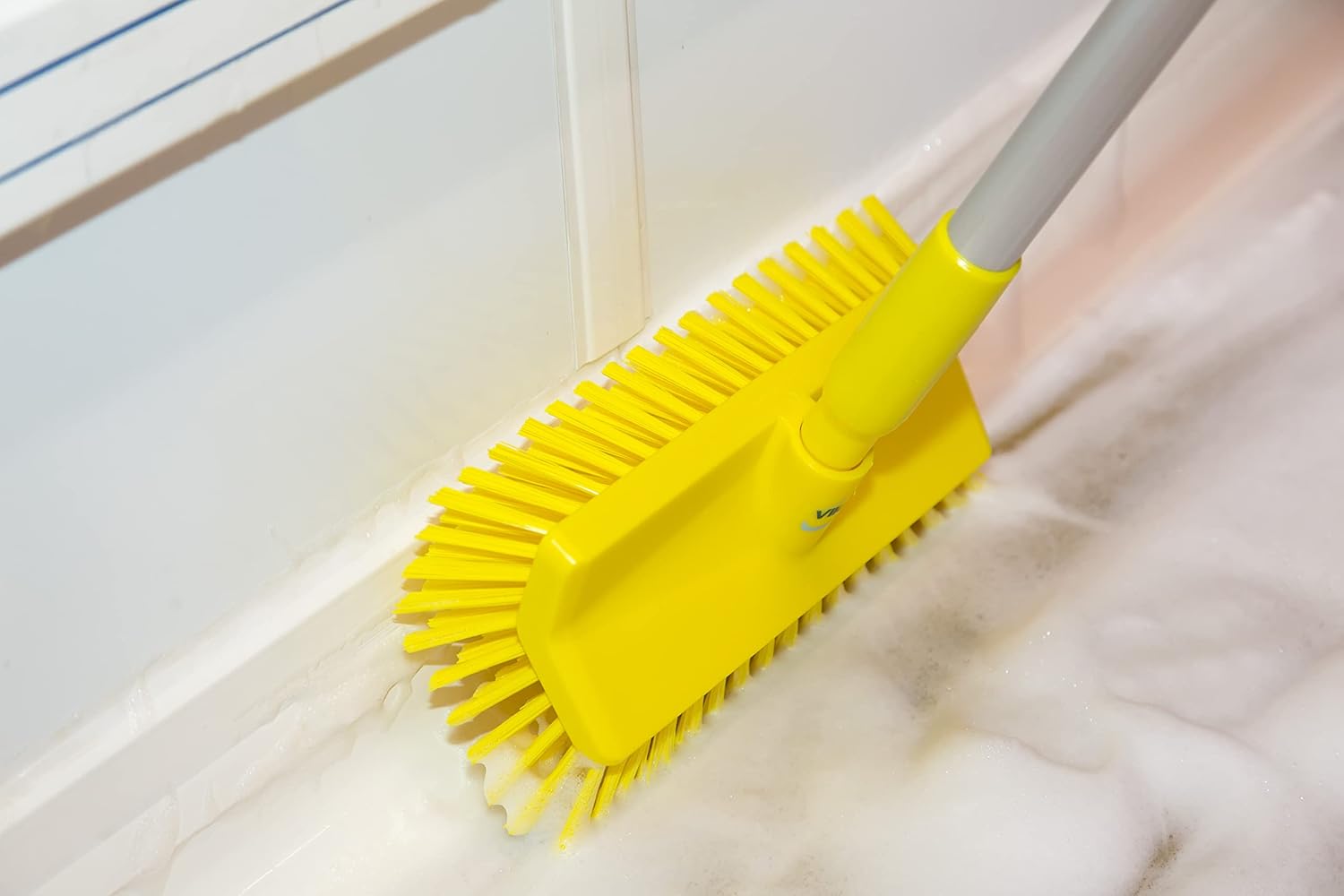 Vikan 70477 Brush,High-Low,Medium,10",PP/PBT,Orange