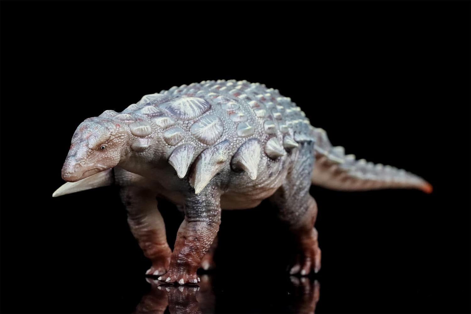 HLG 1:35 Scale Edmontonia Figure Dinosaur Collection PVC Prehistoric Animal Model Collector Simulation Decoration Gift for Adult (Blue)
