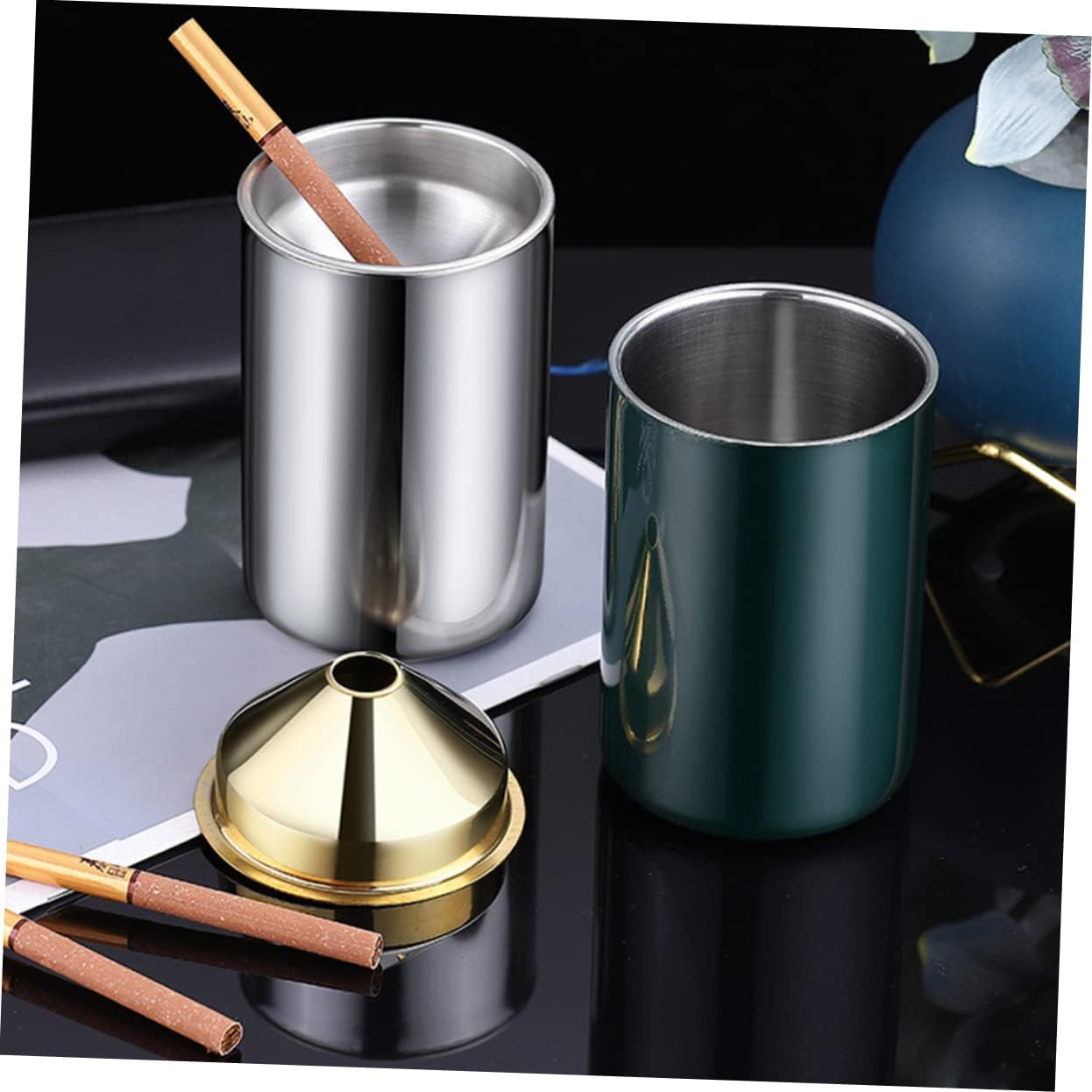 Car Ashtray Funnel Metal Ashtray for Car Leakproof Office Business Ashtray