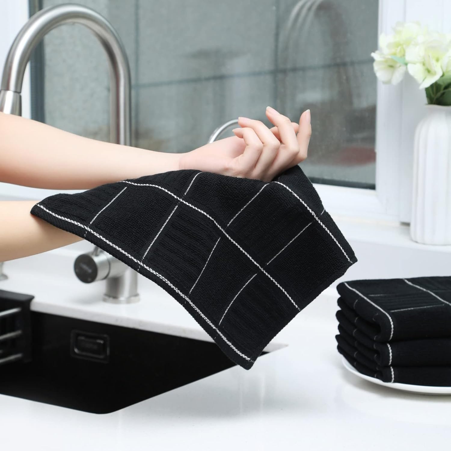 Glynniss Kitchen Towels and Dishcloths Set, Absorbent Dish Towels and Dish Cloths Set for Washing Dishes, Cleaning and Drying Use Pack of 8 (Black) image 4