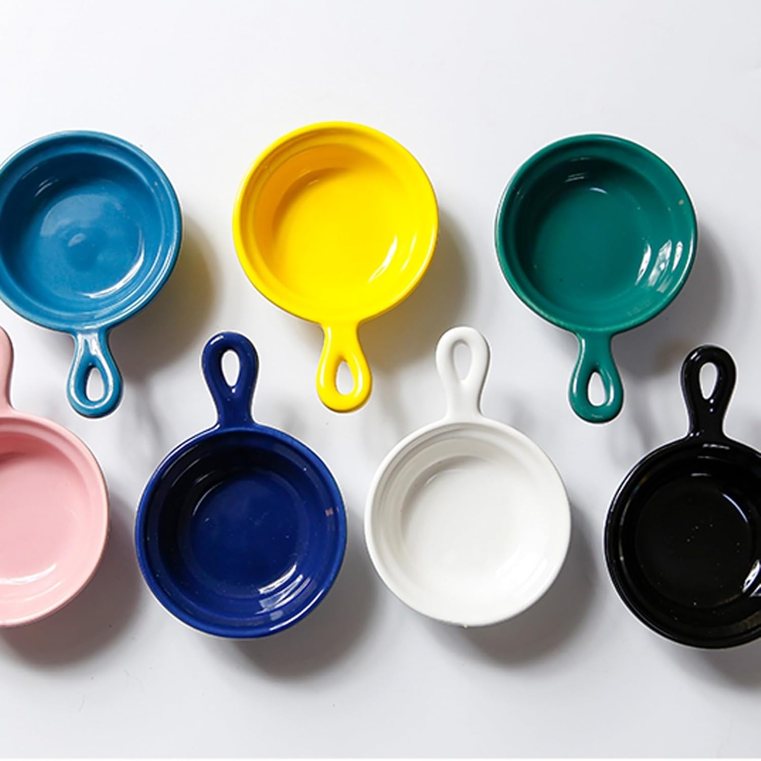 ソース用ボウル 磁器のスナックボウルは、デザート、ソース、キャンディー、クリームなどを入れるのに使われます。