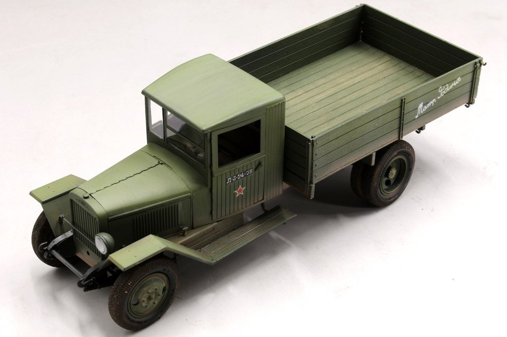Amazon.com: Hobby Boss Russian Zis-5B Truck 1/35 Armor Model Kit