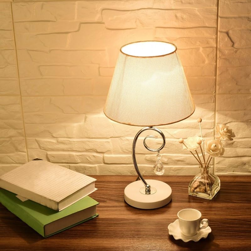 Lampka nocna Lampka biurkowa Lampa biurkowa, lampka nocna, prosta, pokój weselny, ciepła dekoracja, atmosfera Lampa stołowa