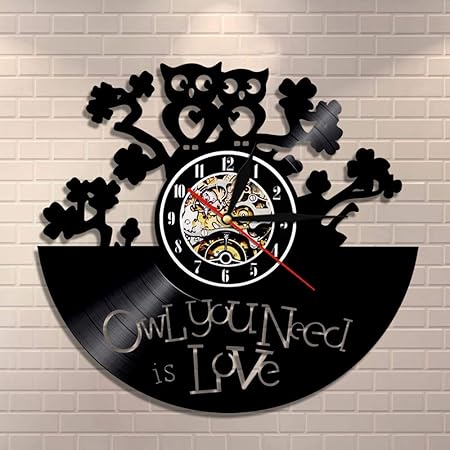 Horloge Murale Decorative En Disque Vinyle Avec Citation En Anglais You Need Is Love Amazon Fr Cuisine Et Maison