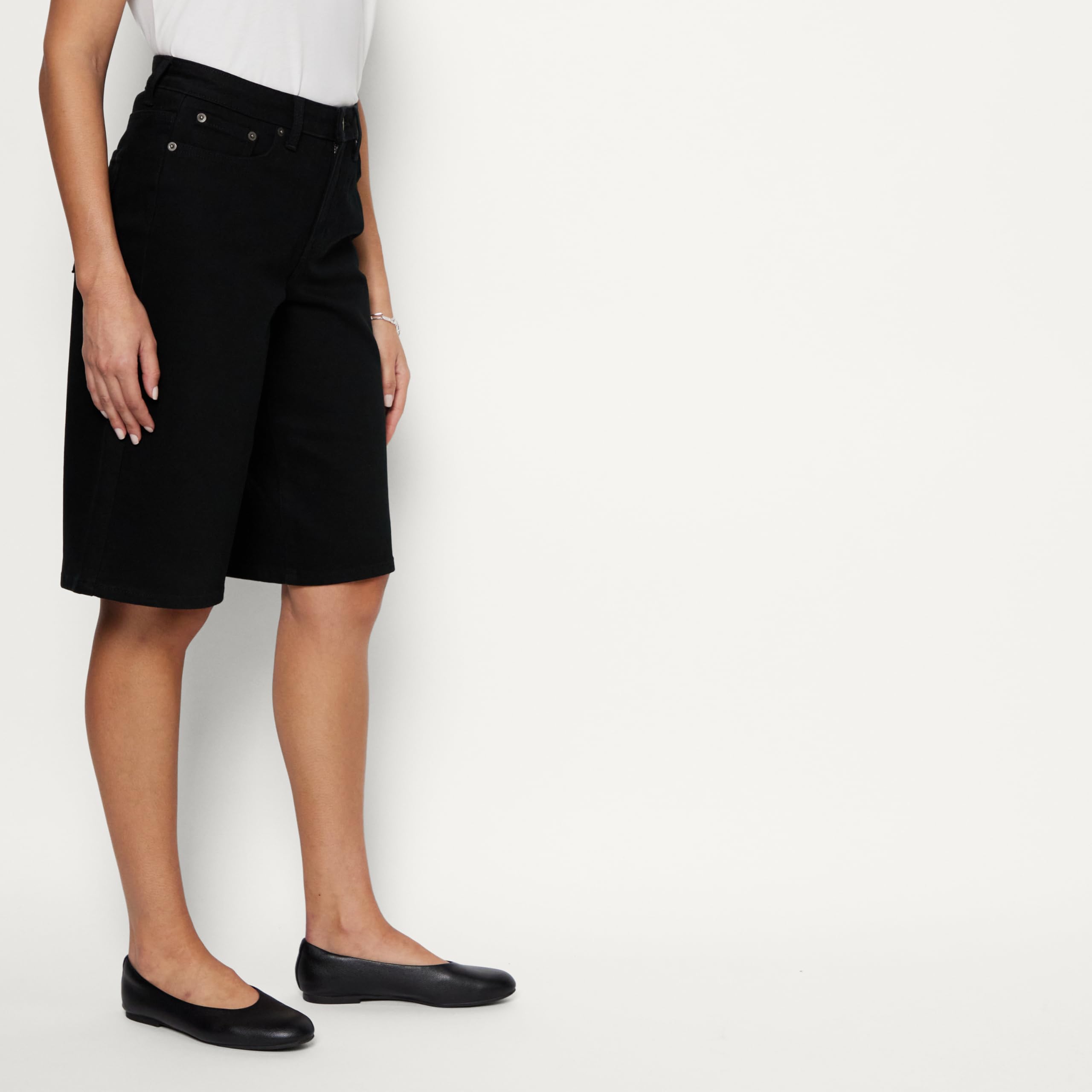 Amazon Essentials Bermuda in Denim a Vita Media, Vestibilità Comoda Donna