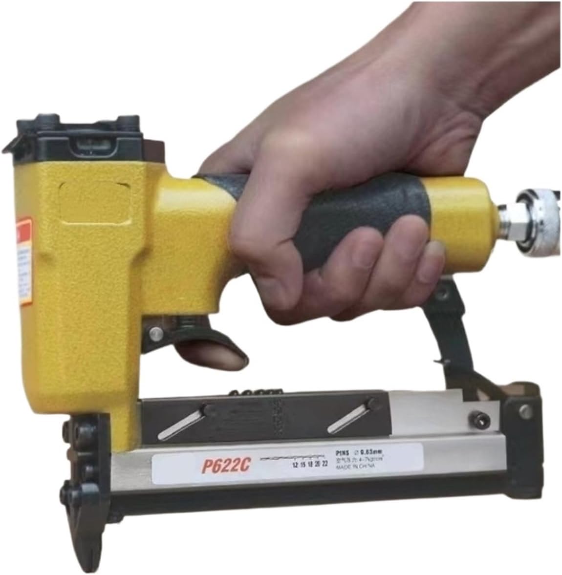 Pneumatic Stapler ，Powered Upholstery Stapler P622C Length of Nail12-22mm Pneumatic Gun Air Stapler Gun Tools for Wooden Board Binding