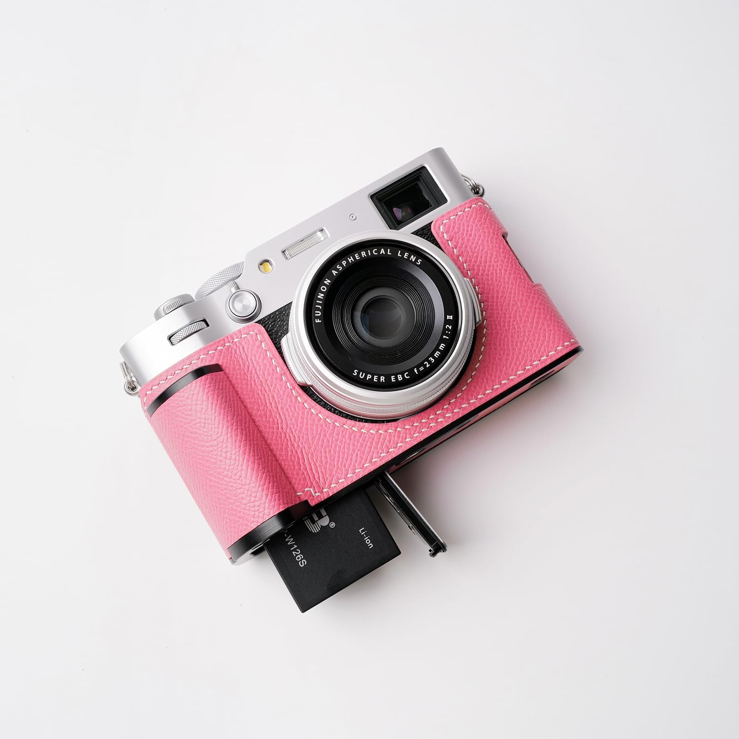 Camera Genuine Leather Half Case ，Compatible with FUJIFILM Fuji X100VI ， Made by Hand - Top Layer Genuine Leather Body + Metal Base Plate + Hand Shank 3-in-1 Design (PinkB)
