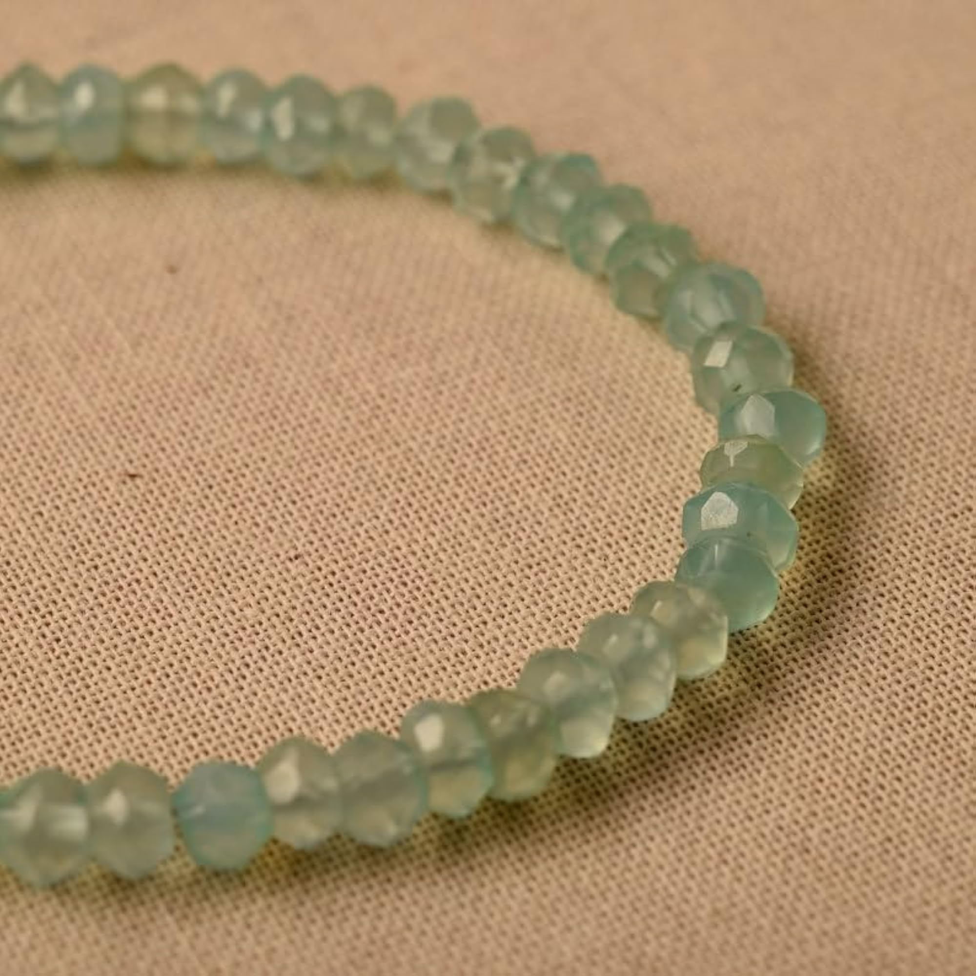 Green Chalcedony Rondelle Beaded Bracelet with Gold Lock