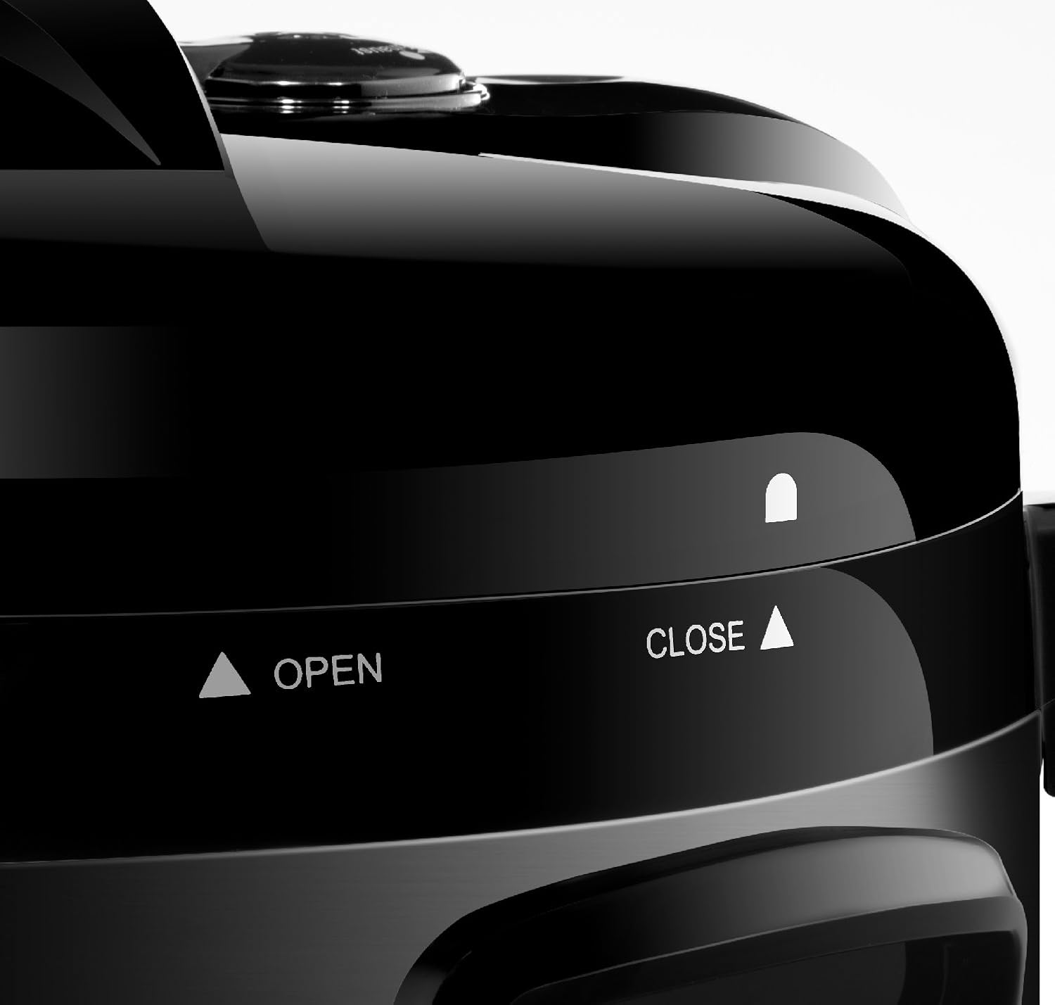 Chefman Multicooker lid lock and open indicators