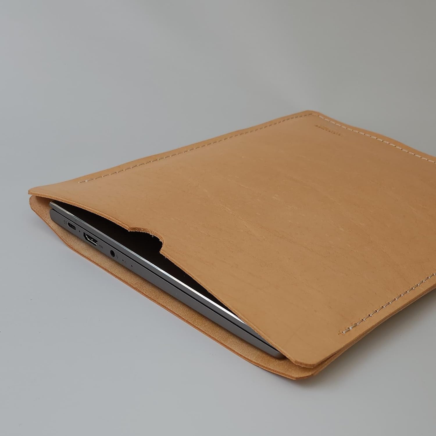 ANNONI Laptop Sleeve Case Leather 13 Inch Compatible with MacBook Air, Lenovo, Dell, MacBook Pro 13 M2 M1 2016-2023