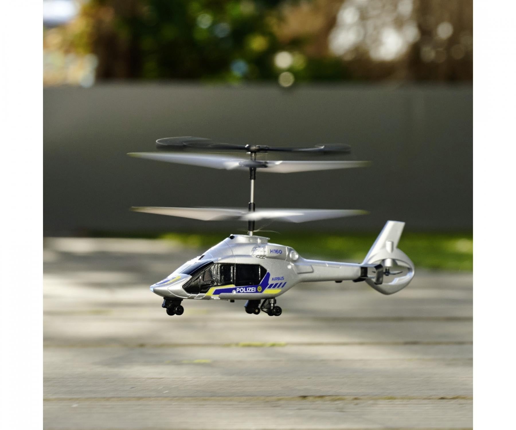 Dickie H160 - Elicottero da polizia RC 1:60 Airbus H160 2,4 GHz, ricarica USB 6 km/h con luce 21 cm, per bambini dai 6 anni in su