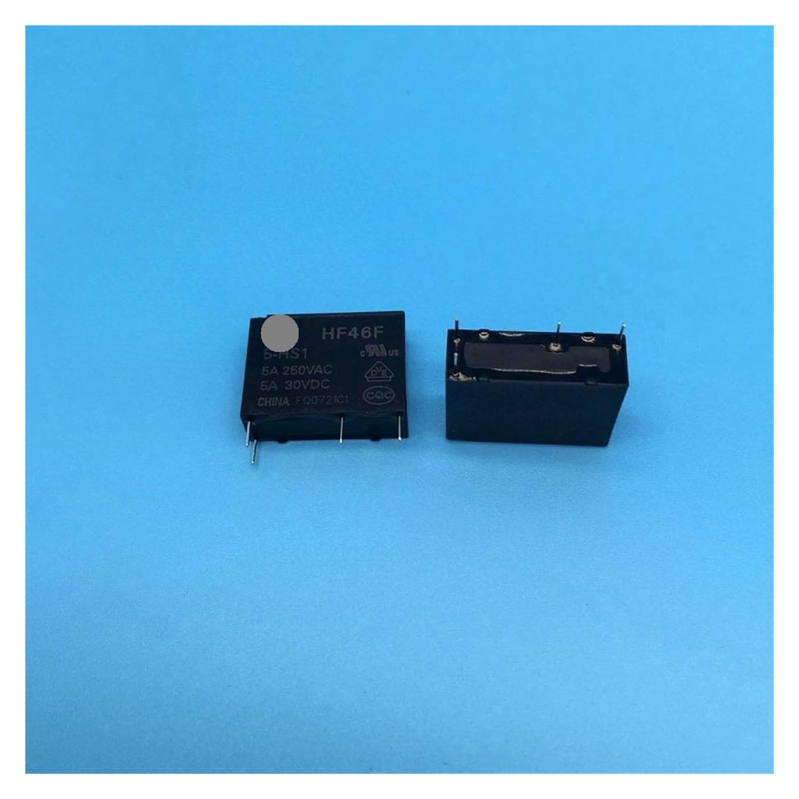 Relay HF46F-5-HS1 5A commutation stable et isolation électrique 5V