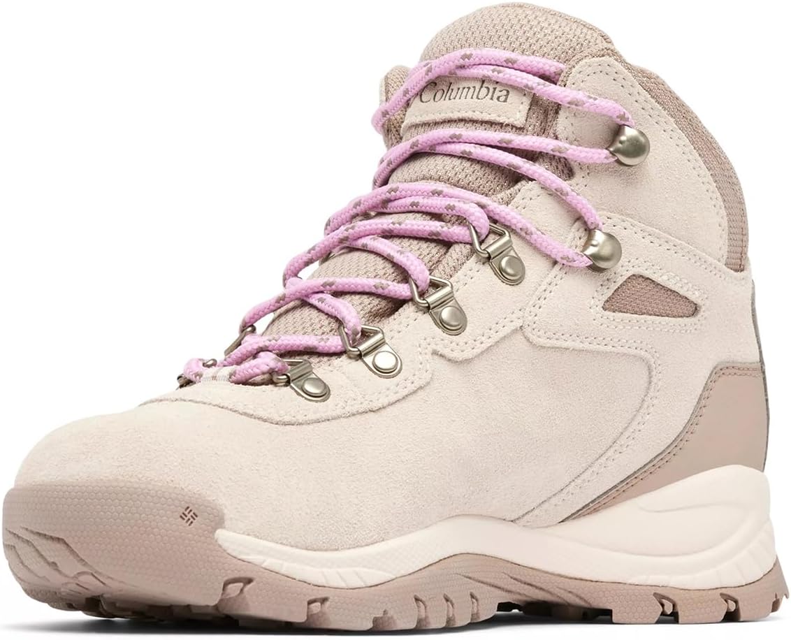 ColumbiaWomen's Newton Ridge Plus Mid Rise Trekking and Hiking Boots