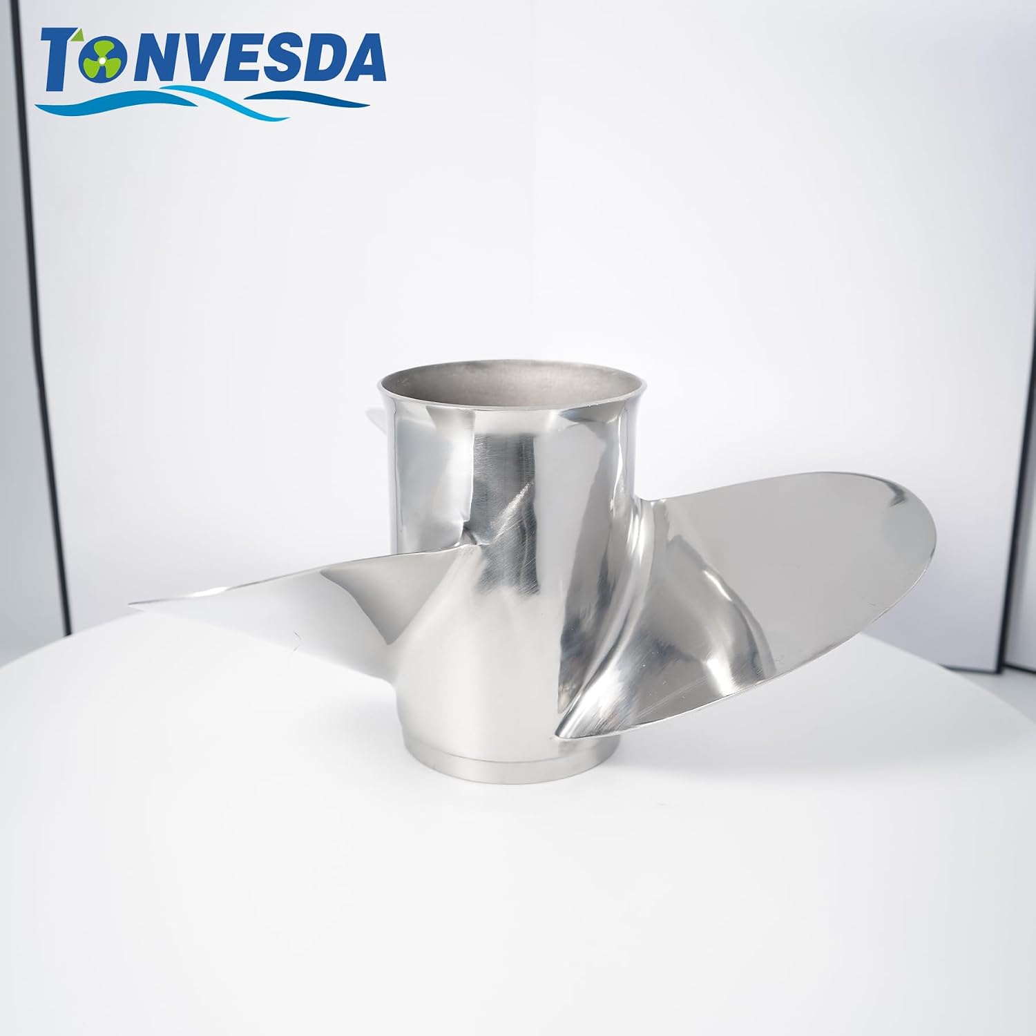 13 1/4 x 17 Stainless Steel Outboard Propeller for Yamaha Engines 50-130 HP,15 Spline Tooth,RH