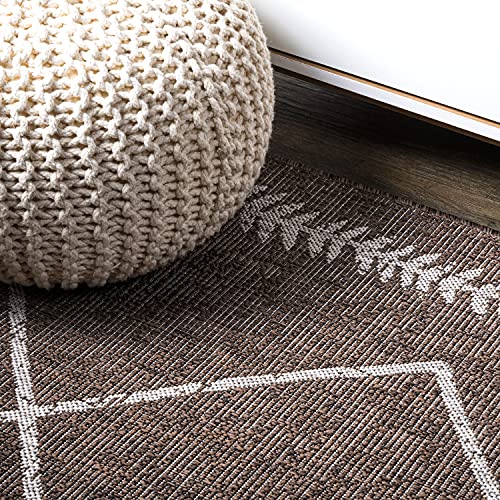 Image of JONATHAN Y Tribal Diamond Trellis Indoor Outdoor Runner Rug 2X8 Brown /Beige, Derya for Backyard, Patio, Porch, Easy-Cleaning, High Traffic, Pet-Friendly, Non-Shedding (SMB129B-28)
