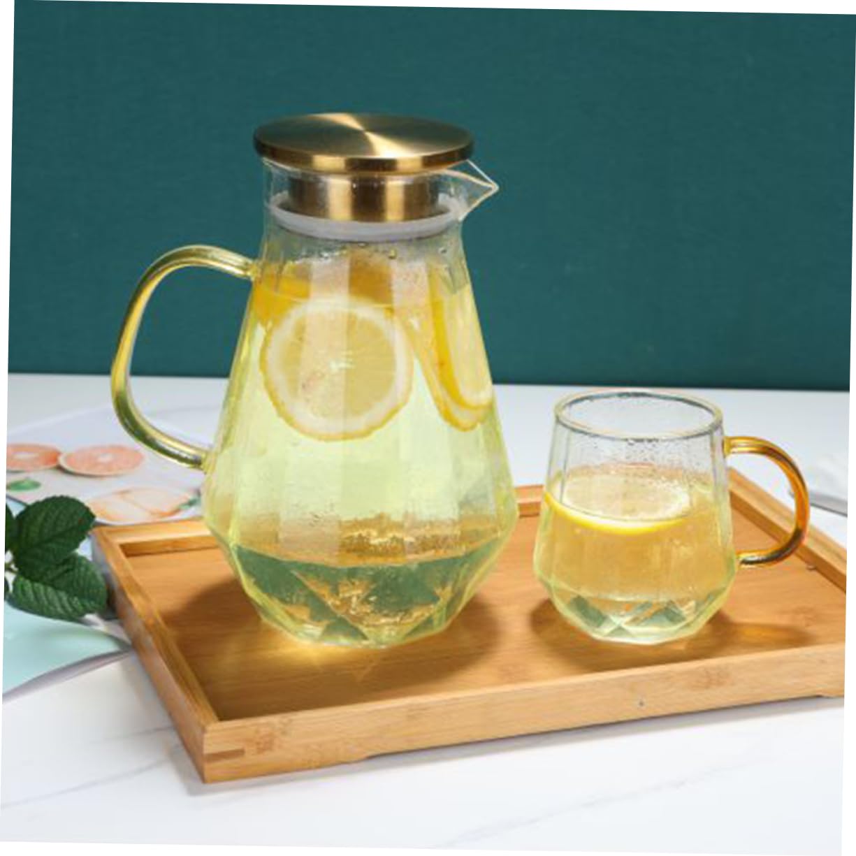 SOIMISS Jarra de Agua Fría de Vidrio con Tapa y Vertedor de Gran Capacidad para Servir Bebidas Refrescantes como Jugos Caseros Infusiones de Hierbas o Agua con Hielo para Fiestas o Reunion