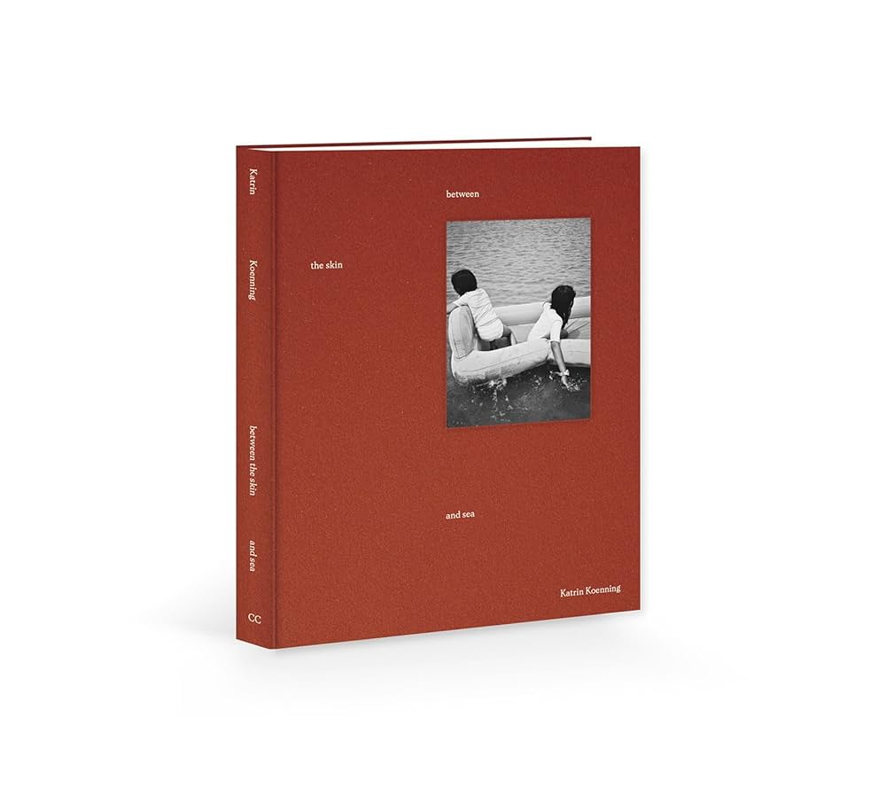 洋書 Katrin Koenning - between the skin Between the Skin and Sea by Katrin Koenning | Goodreads