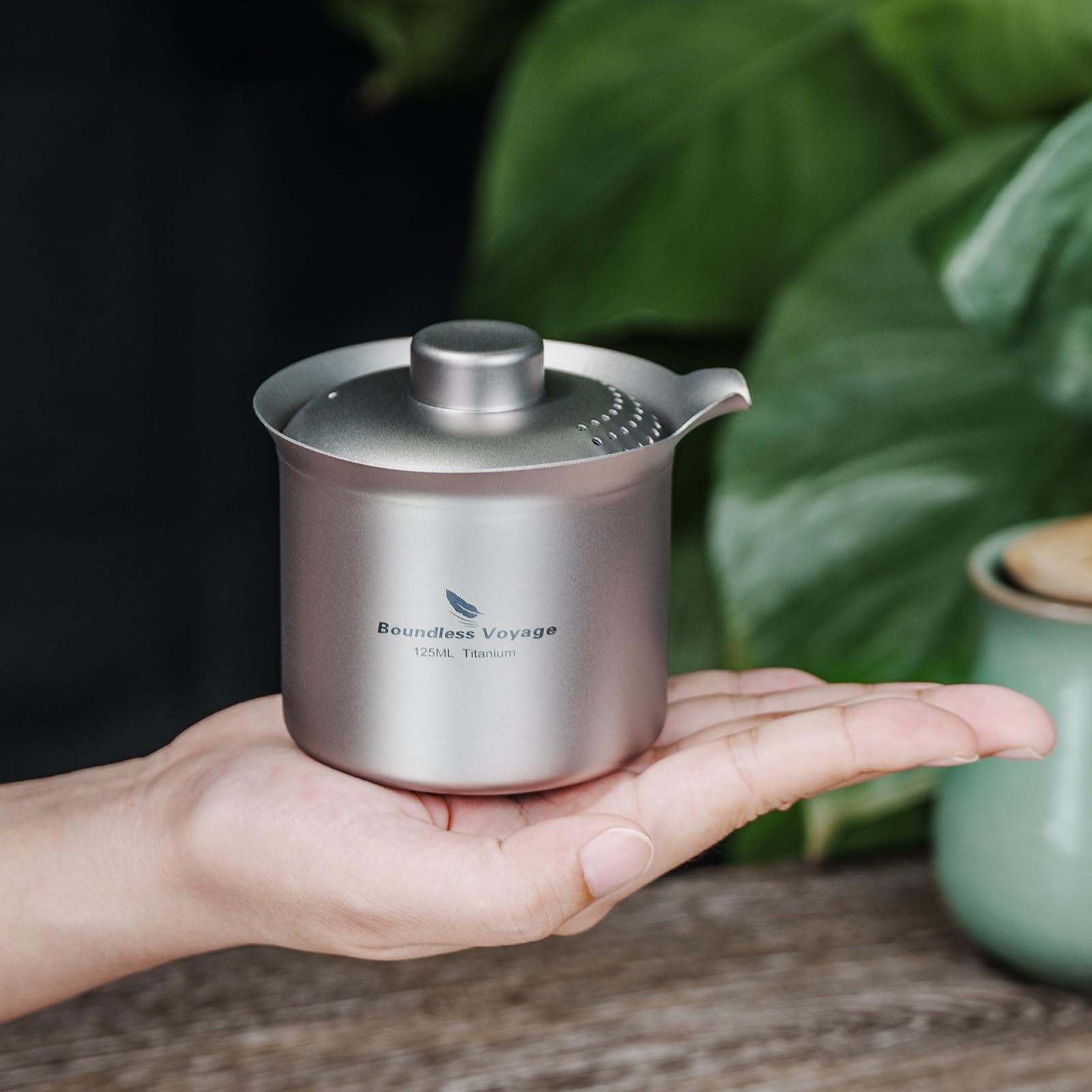 Boundless Voyage Tasse à thé double couche en titane pour l'extérieur, le camping, la randonnée, le pique-nique, les voyages (Ti3145D-125 ml)