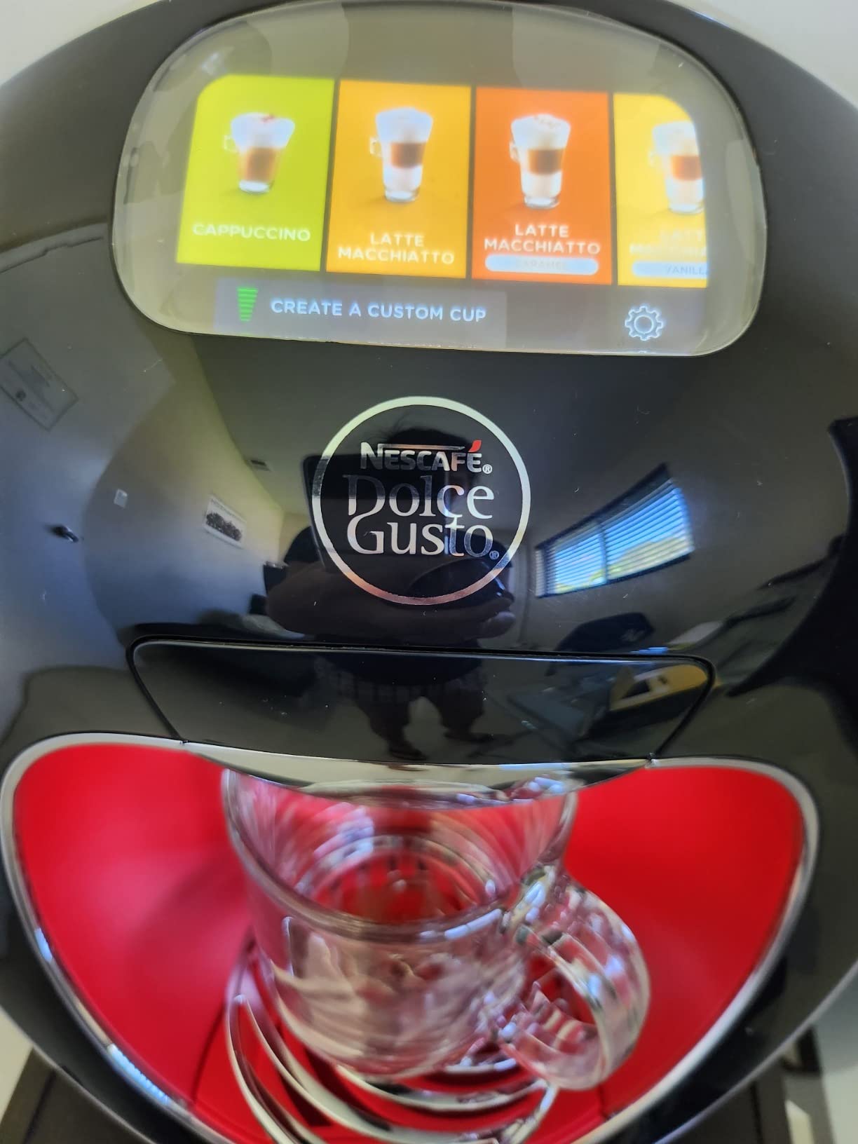 39/mo Finance NESCAFÉ Dolce Gusto Coffee Machine, Majesto, Espresso
