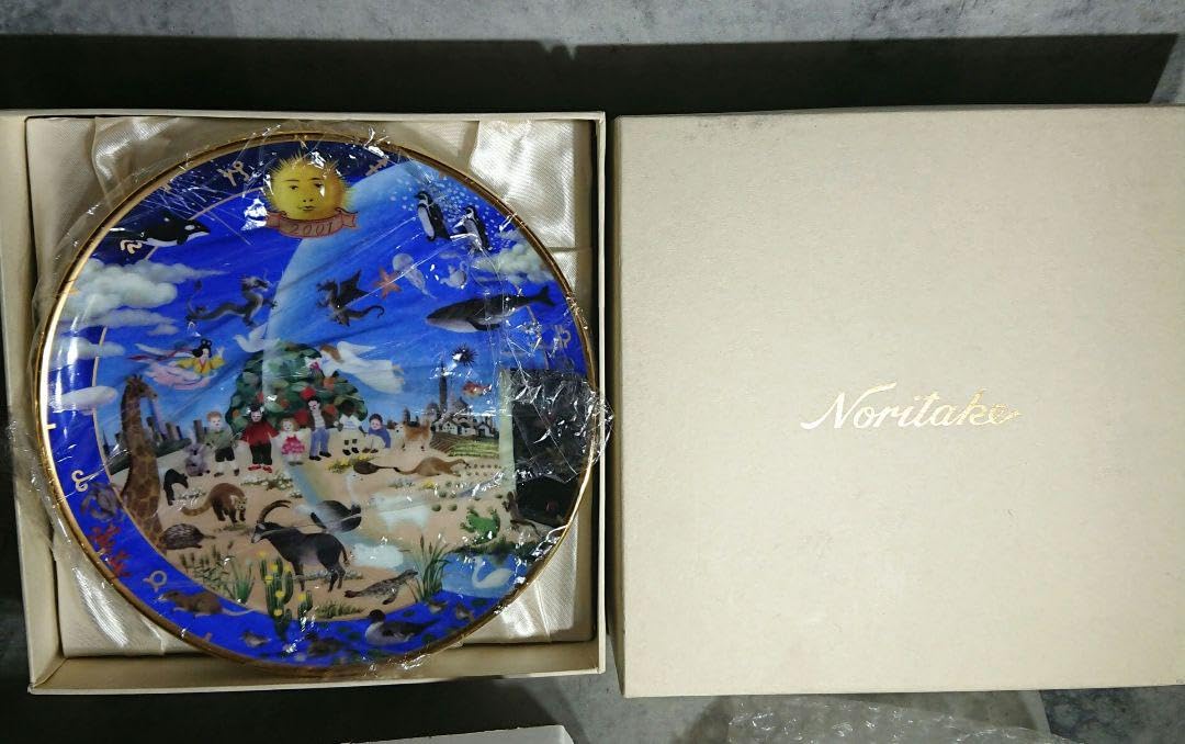 Amazon.co.jp: レア 箱付 ノリタケ イヤープレート WWF 2001 : ホーム