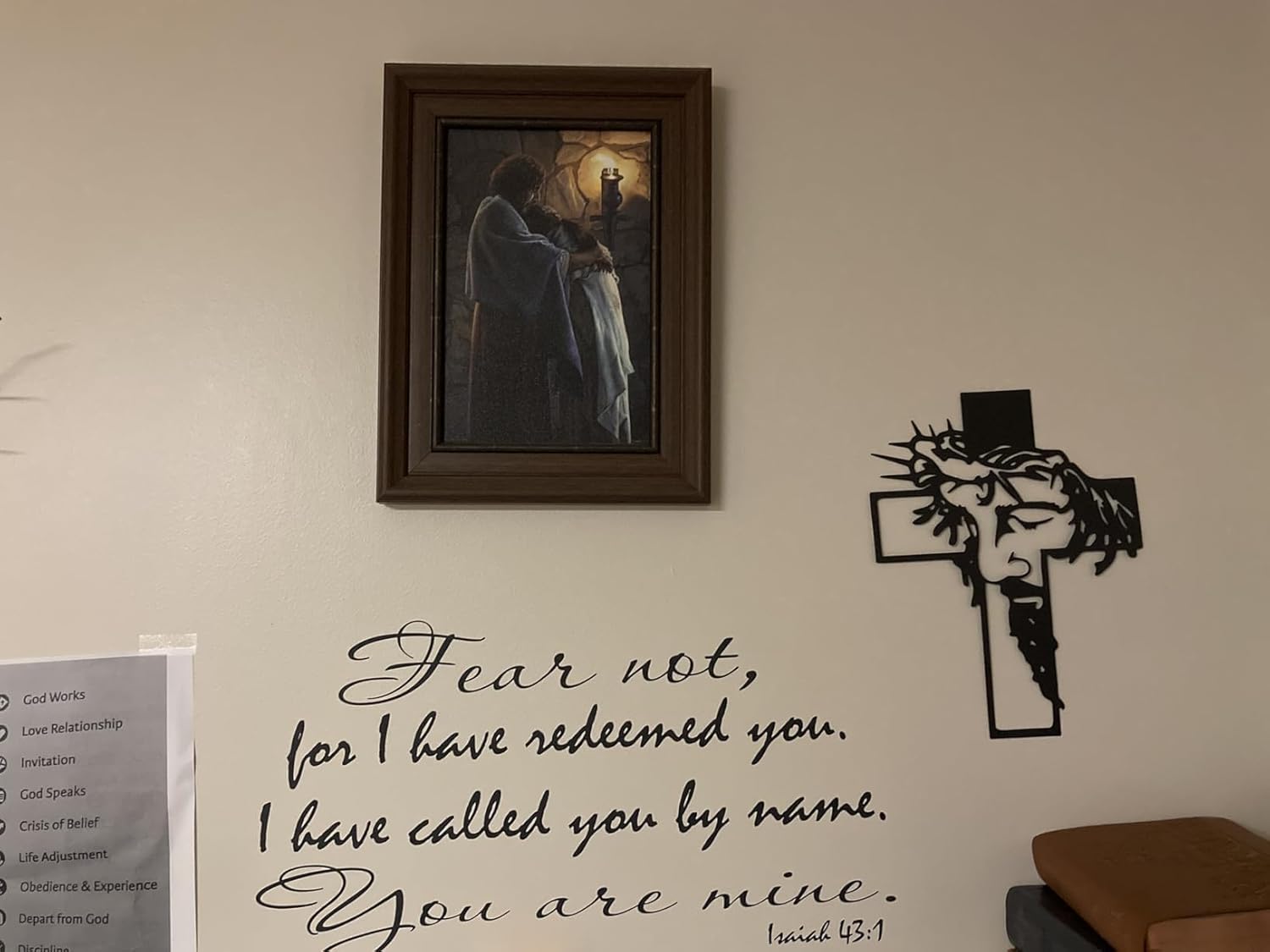 Black Jesus Crosses Wall Decor Christian Gifts for Women Suitable For Christmas Religious Home Living Room Meaningful mothers day gifts for Religious，Easter & Believers 9.84 * 12.59inch