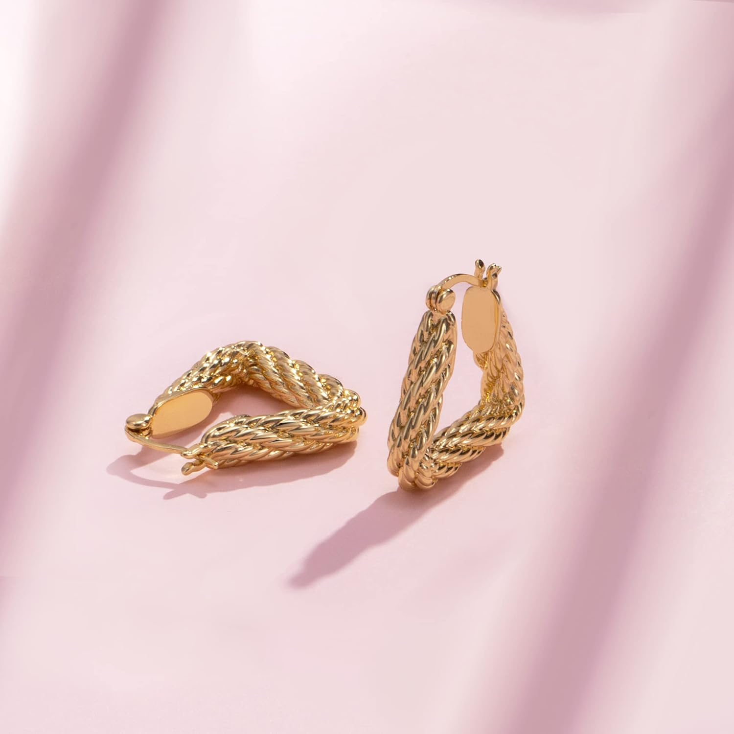 Miniatura 4 de Anten Pink Aretes de aro de oro para mujer, de triángulo, hipoalergénicos, chapados en oro de 18 quilates, aretes de diseño de moda 2023 para
