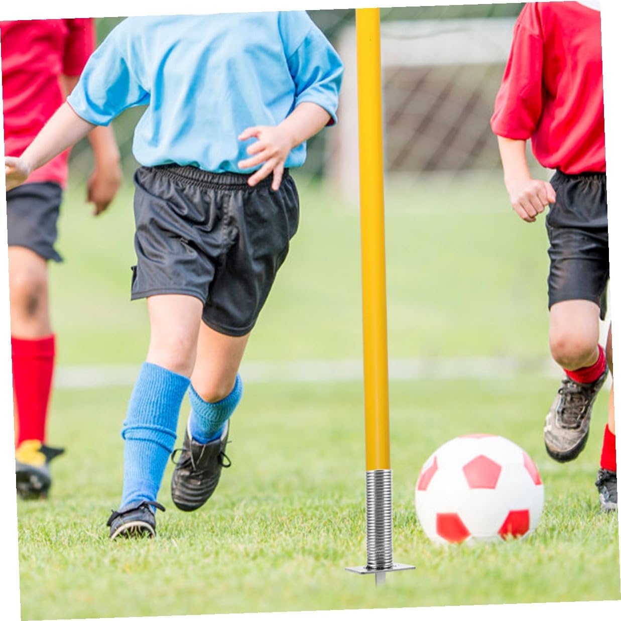Cabilock 4pcs Soccer Corner Flag Spring Base Ground Stakes Football Agility Training Equipment Spring-Mounted Pole Holders for Outdoor Field Marking