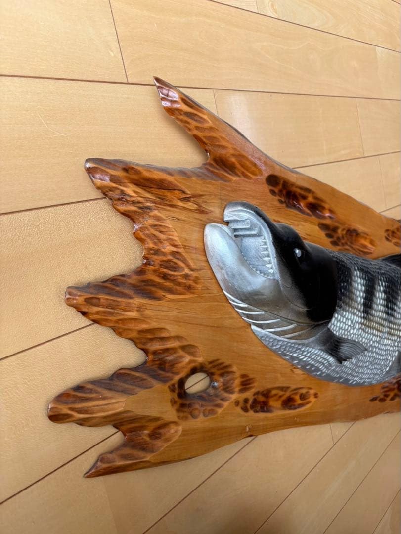 Amazon.co.jp: 木製 魚の彫刻 木彫りの鮭 : ホーム＆キッチン