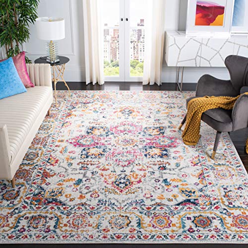 Safavieh Madison Collection MAD603R Vintage Medallion Distressed Area Rug, 4' x 6', Fuchsia/Ivory