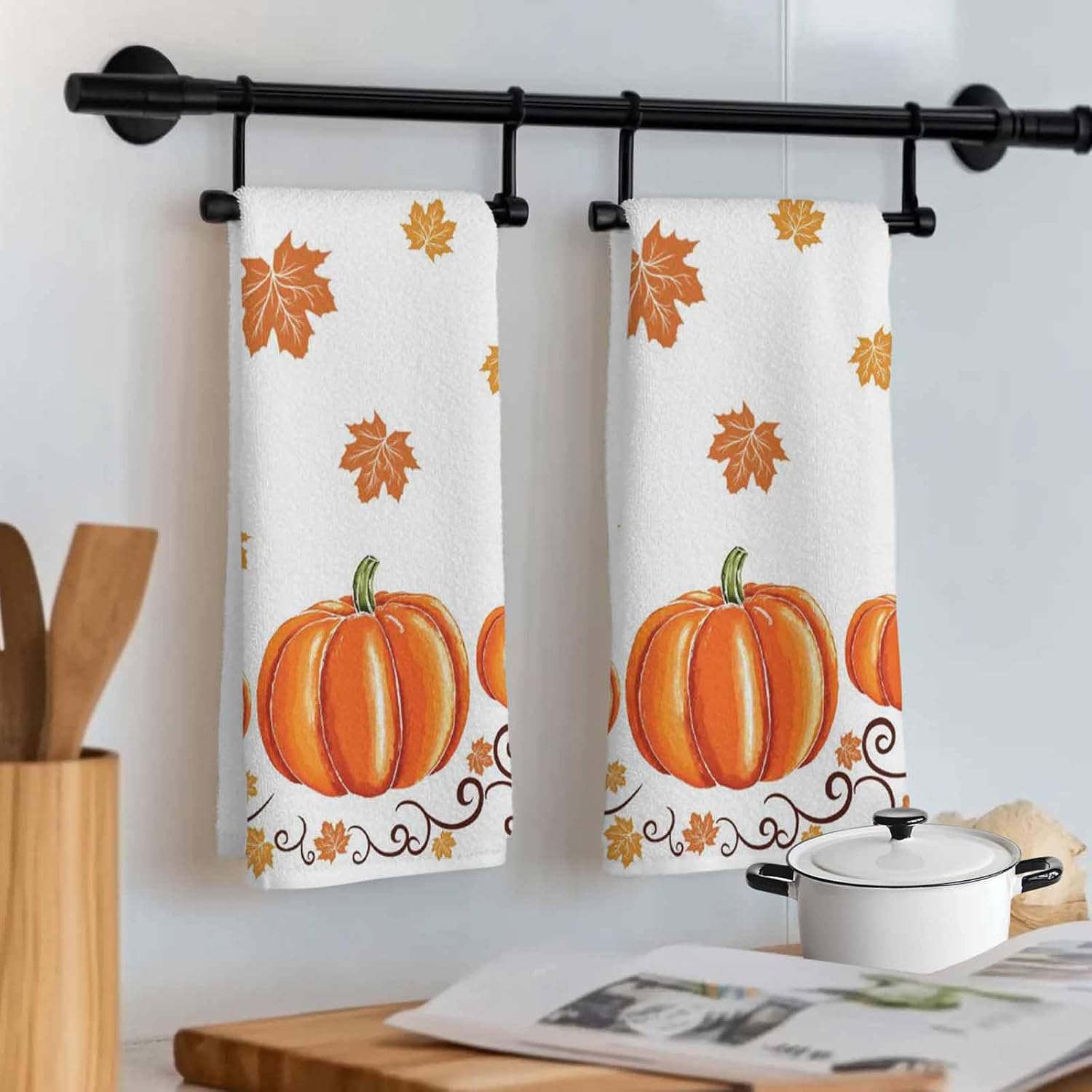 Fall Pumpkins Kitchen Towels 3 Pack, Thanksgiving Maple Leaves Dish Towels for Kitchen, Autumn Pumpkin Absorbent Microfiber Hand Towels for Bathroom, Soft Tea Towels Bar Towels, 18 x 28 Inch