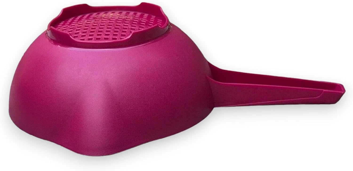 Tupperware 1 Quart Colander Strainer with Handle