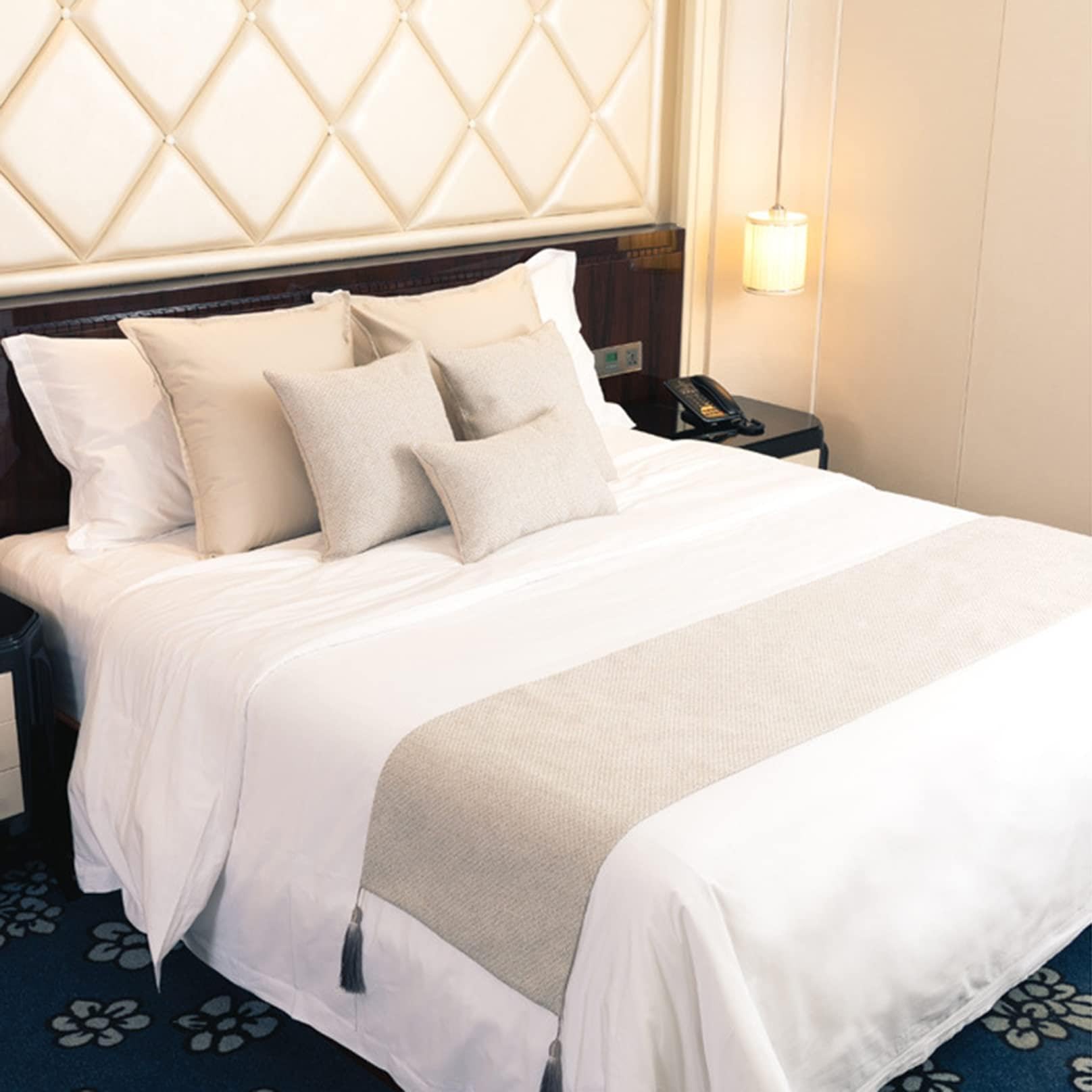 Einfarbiger Bettläufer, doppelseitig, Bettschals mit Taseel, moderne Schlafzimmer-Dekoration für Hotel, Zuhause, Hochzeit, Beige, 45 x 210 cm, Bettläufer für 1,5 m Bett