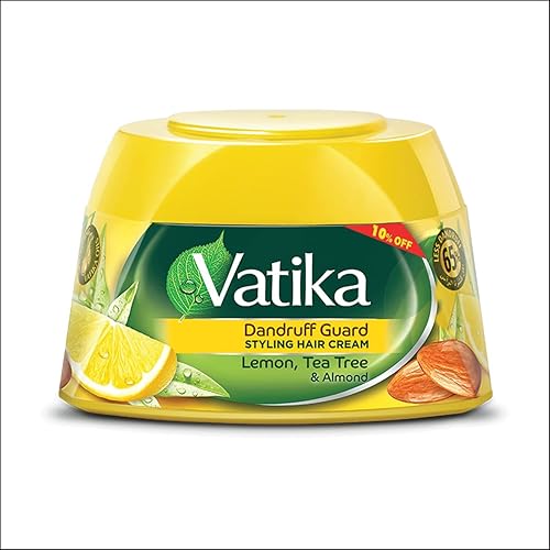 Vatika Naturals Nourish & Protect Styling Hair Cream  Henna, almendra y aloe vera con aceites nutritivos Vatika - 4.7 fl oz  4.9 oz