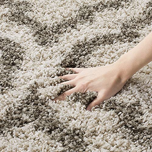 Image of Super Ultra Modern Soft Shaggy Handcrafted Anti-Skid Silk Touch Carpet, Size 9x12 Feet, Color Cream & Beige