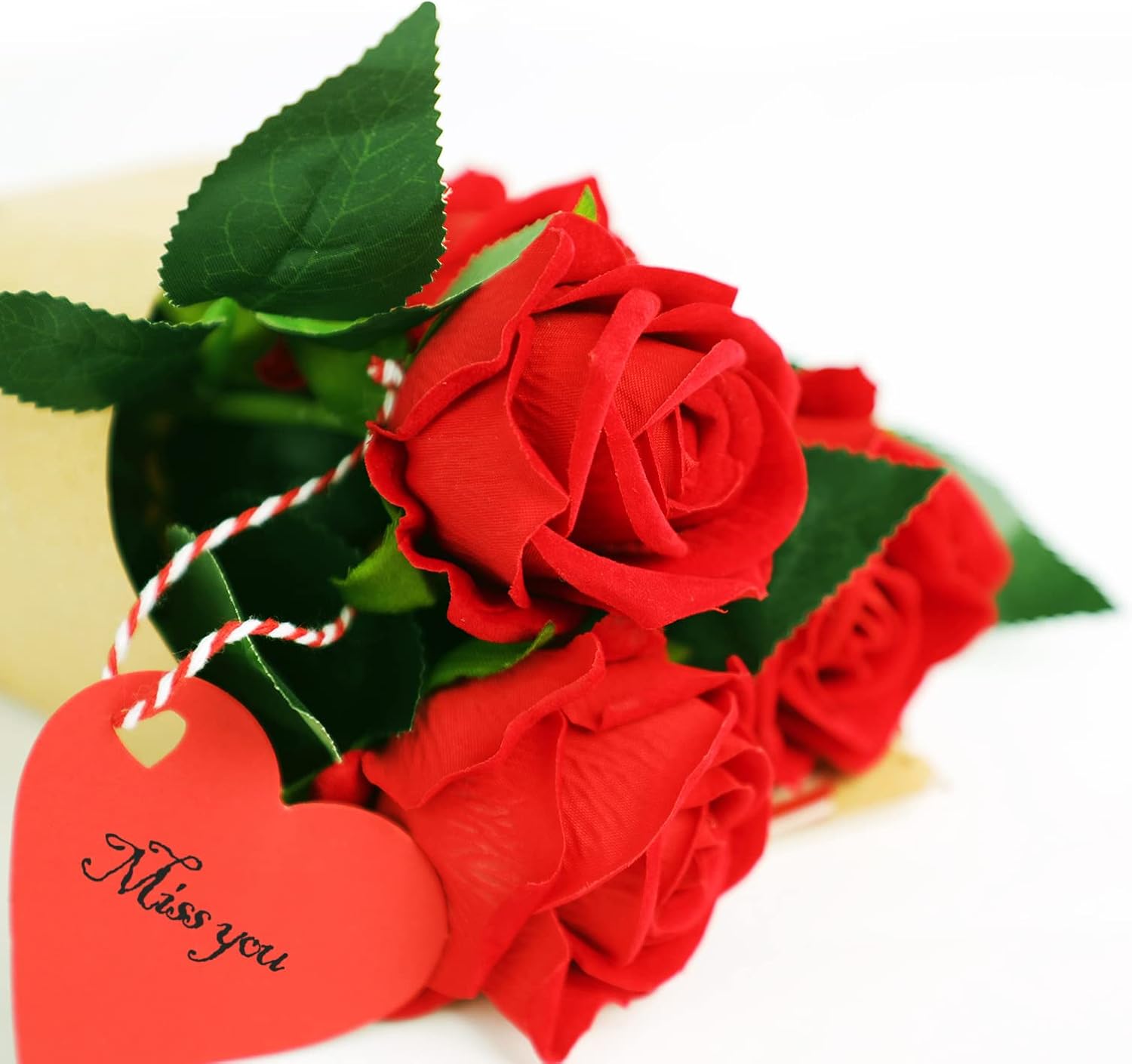 DERAYEE 100 Pcs Valentine Gift Tags with String, Heart Shaped Kraft Paper Tags for Wedding, Valentine's Party DIY Wrapping (Red, Pink)
