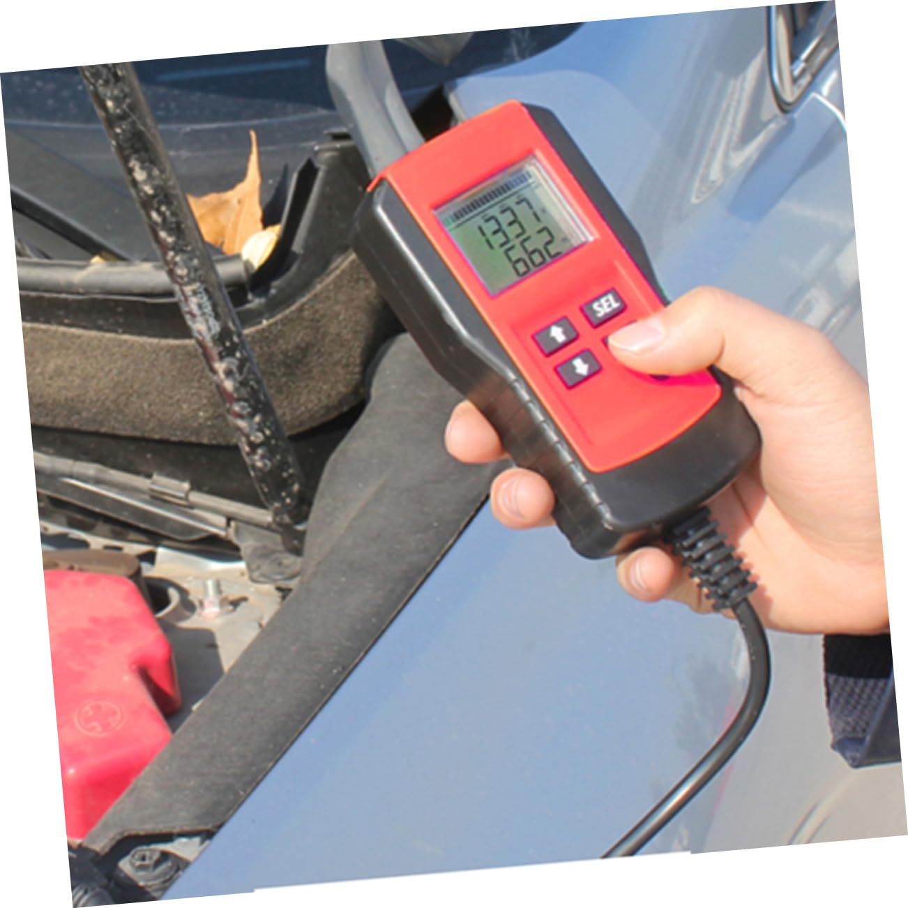 Cabilock Tester Batteria per Auto 12v Dispositivo di Protezione e Test Costante, Materiale Abs e Rame, per Batterie Rosse Tensione 7~15v e Valore 5~9995