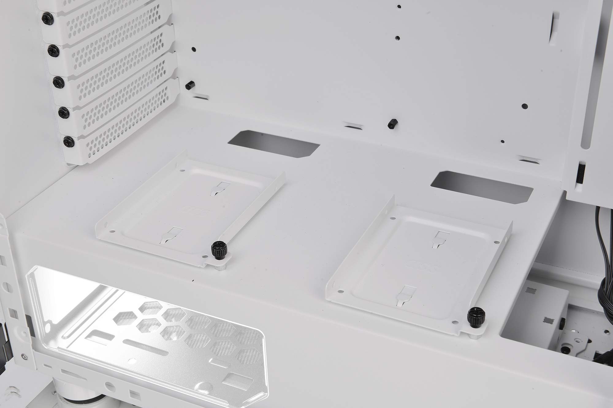 Thermaltake H200 TG RGB ATX obudowa PC | 1 fabrycznie zainstalowany wentylator 120 mm | szkło hartowane | biała