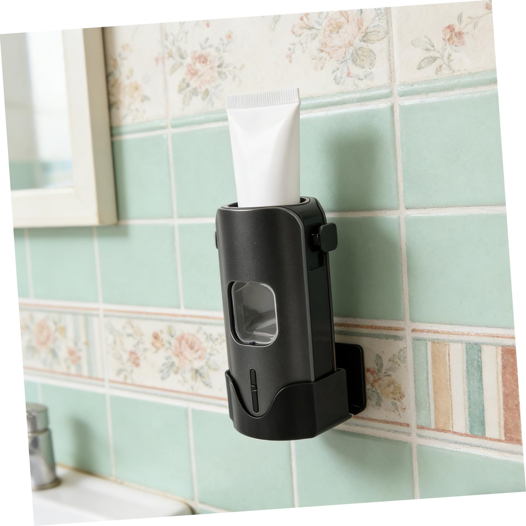 BESTOYARD Dispenser Dentifricio Automatico Nero in Plastica con 2 Scomparti per Spazzolini, Dosaggio Preciso e Drenaggio Acqua, Porta Spazzolini da Parete per Bagno e Hotel
