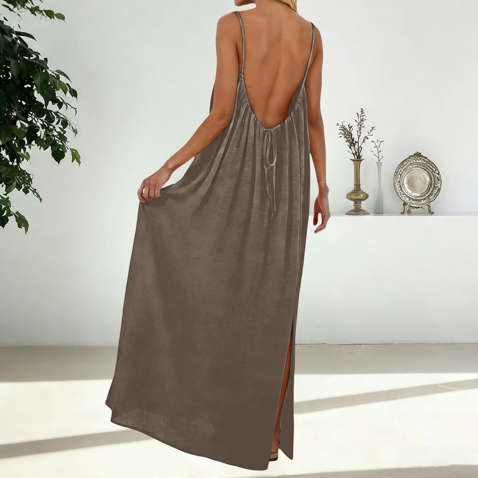 Trendy Beach 2026 Abiti da sole estivi per le donne Casual Backless Loose Fit Vacanza Casual Estate Sundresses Lavoro Primavera Camisole Signore per Matrimonio Uscire Fluido Modesto Teen Sexy