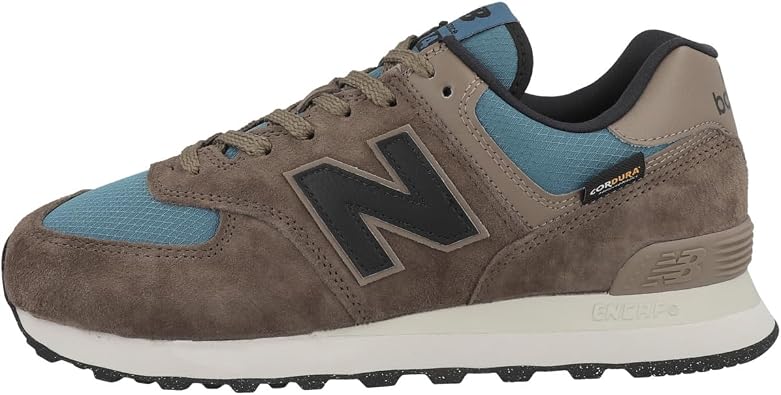 New Balance Women's 574 V2 Spring Sneaker